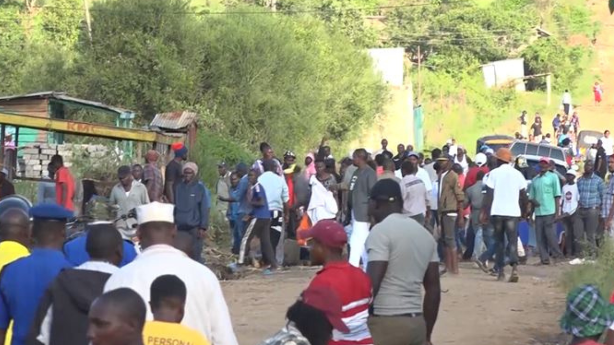 Chaos erupt after supporters of MP Alice Ng’ang’a, MCA clash in Thika. Photo/TV47