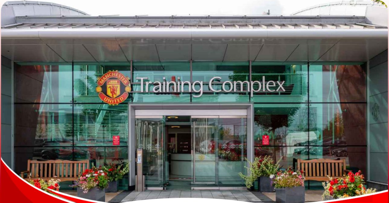 Why Man United staff will no longer eat together with players