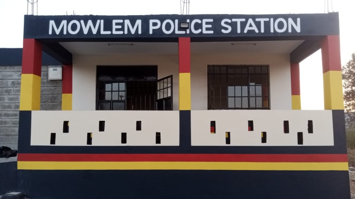 Five arrested as cops recover gun stolen from police inspector who attempted suicide; 15bullets, swords also recovered