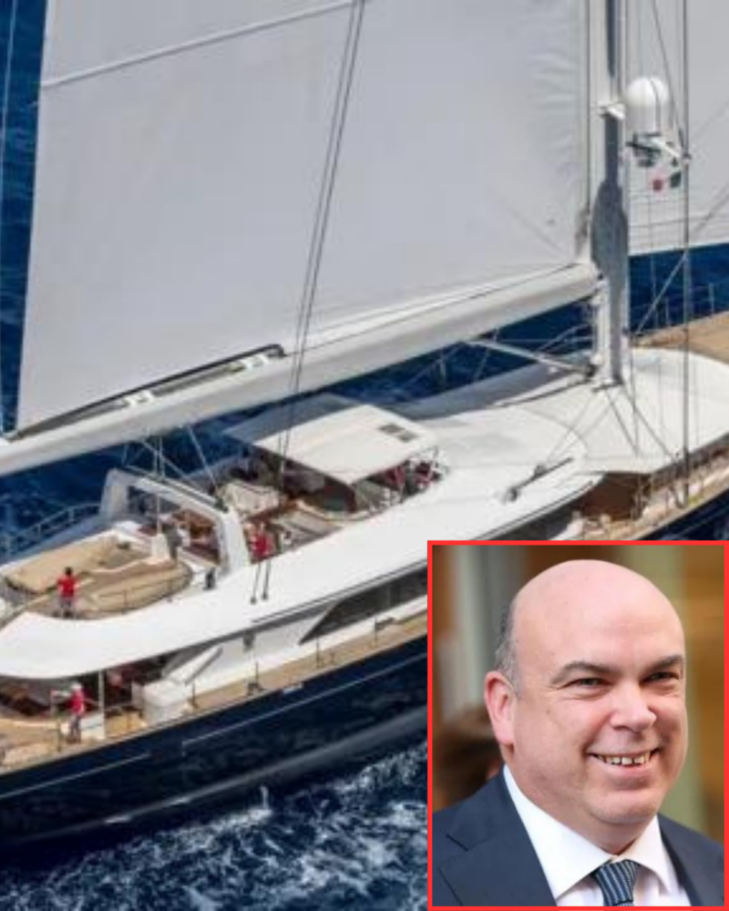 British tech tycoon Mike Lynch, and his daughter Hannah Lynch, are among the six people missing after a boat accident.