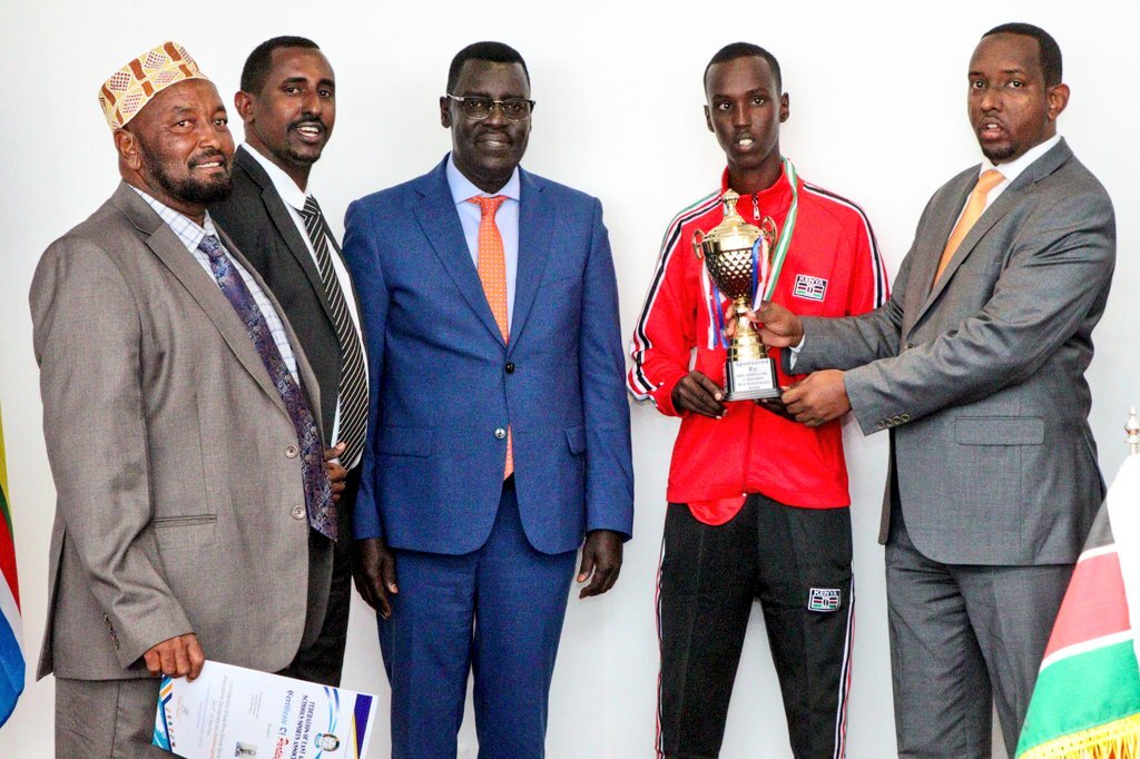 Grade 6 athlete Mohamed Mohamud recognized by State Department for Sports