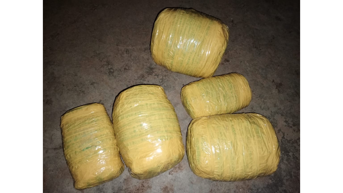 Two high school students arrested with bhang worth KSh690,000 in a bus