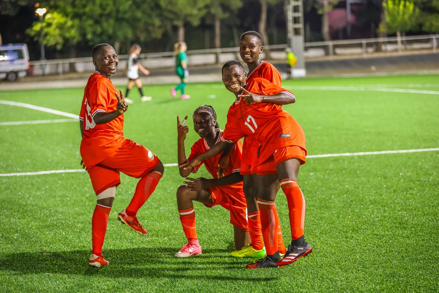 Junior Starlets dominate Valencia CF Women in 4-1 friendly victory