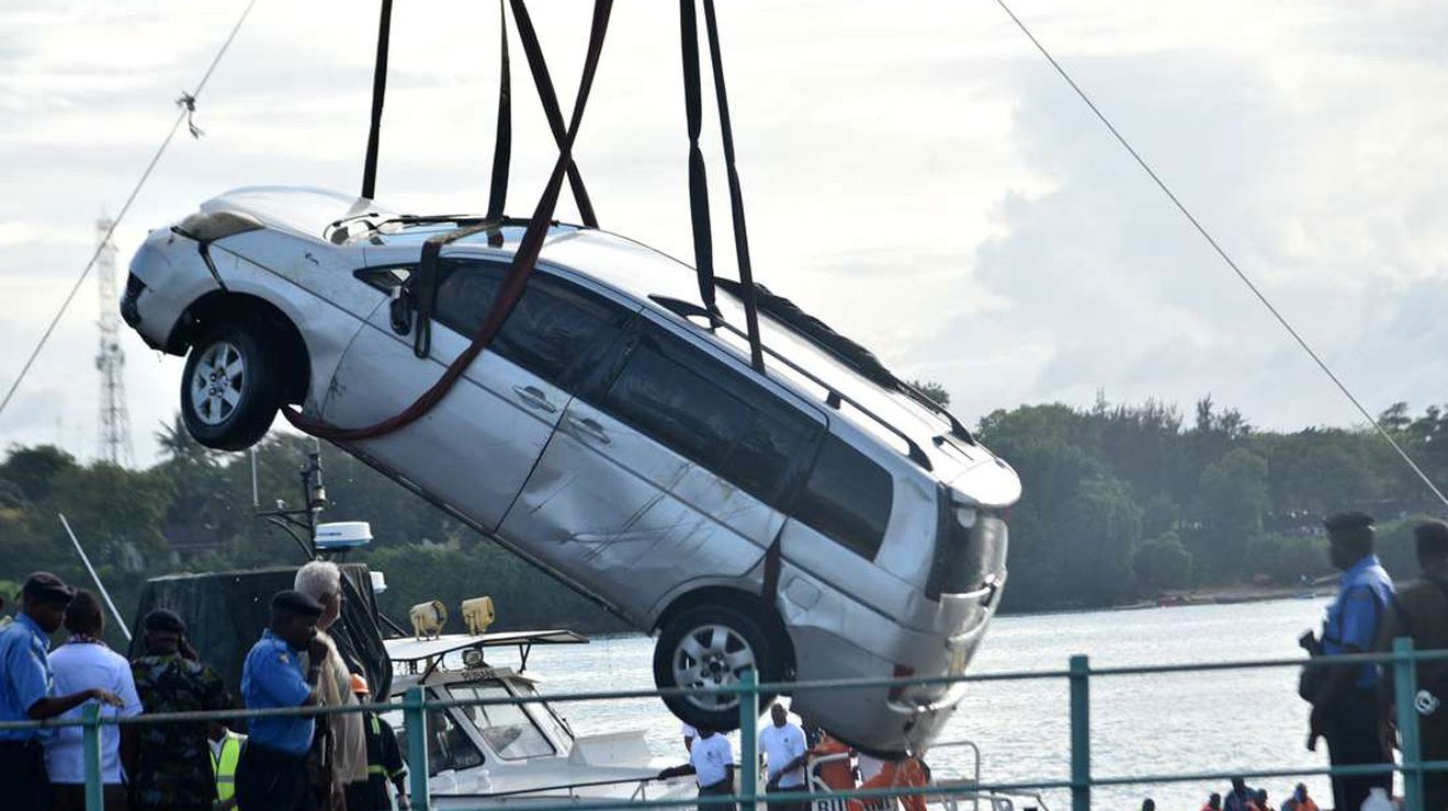 ‘I will never forget the death of a lady and her daughter in a car during Likoni ferry accident’ -Cyrus Oguna