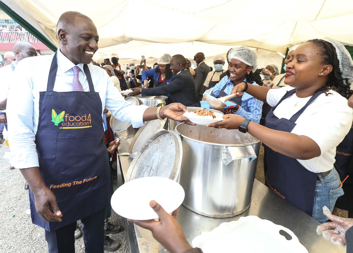 President Ruto commends Nairobi’s school feeding initiative as program reaches 30 million meals, benefiting over 310,000 students