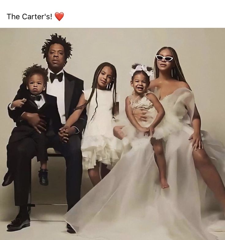 The Carter's (Beyoncé, Jay Z, Blue Ivy, Sir and Rumi) adorable family photoshoot. Photo: Pinterest 