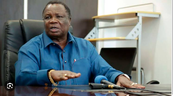 Atwoli advises Omtatah to consider his financial ability before contesting for presidency