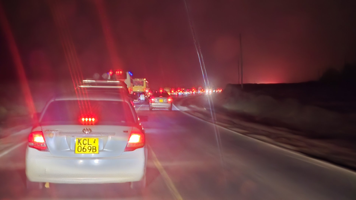 Why there was huge traffic snarl-up on Nairobi-Nakuru Highway today morning