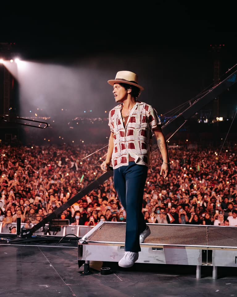 Bruno Mars breaks records as Spotify’s first artist to hit 150 million monthly listeners