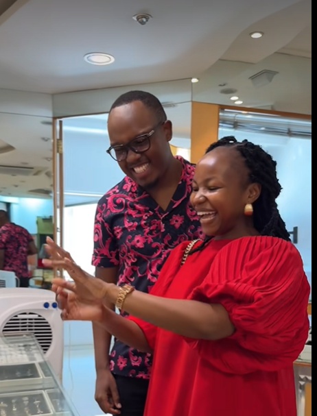 Abel Mutua upgrades wife’s ring after 10 years: “Ladies patience pays”