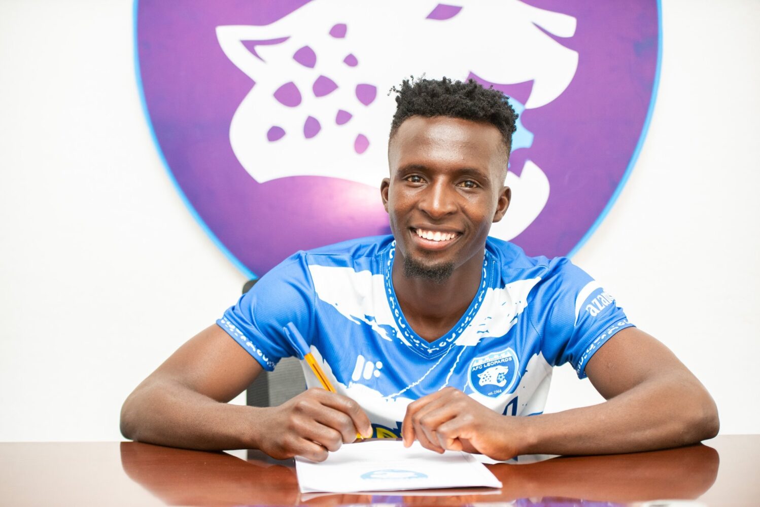 Fredrick Alushula joins AFC Leopards from Kariobangi Sharks on a two-year contract