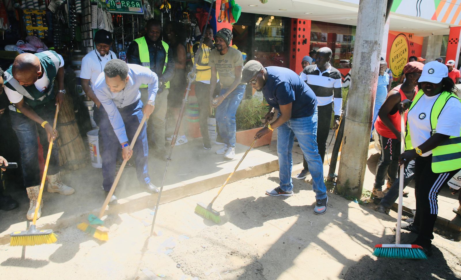 Sakaja Kicks Off Estates Cleanup, County to Roll Out Bins in CBD & Estates