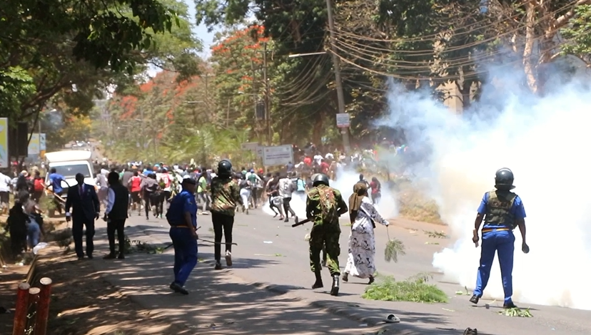 Meru: Police fire tear gas to disperse KeMU students protesting death of colleague