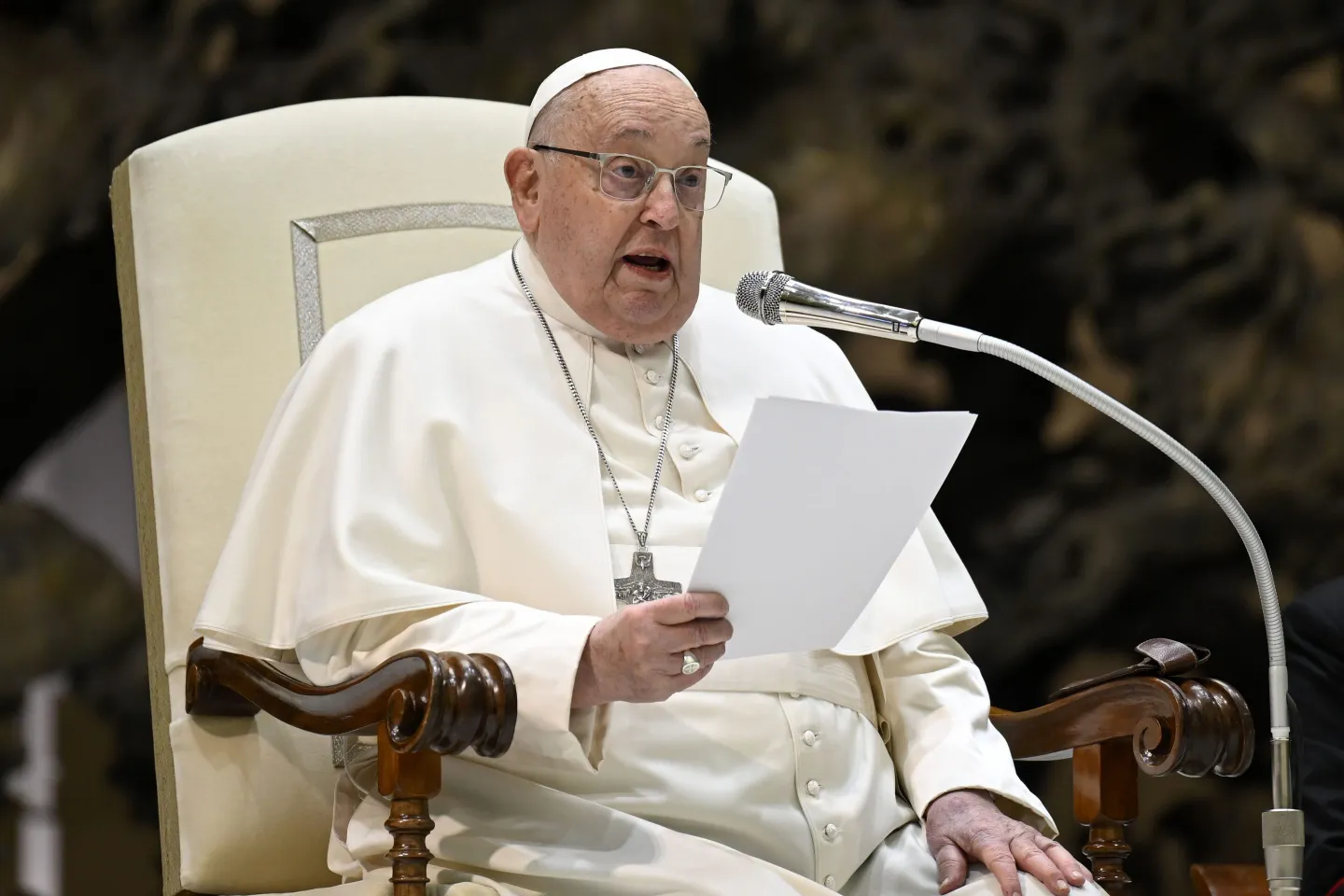 Pope Francis condition remains stable, he remained alert – Vatican