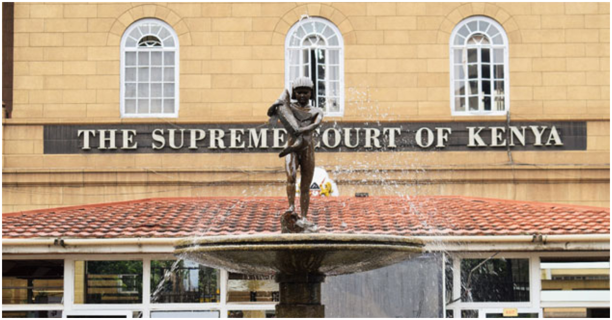 Man sets himself on fire outside supreme court in Nairobi